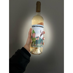 Vino sa personalizovanom etiketom
