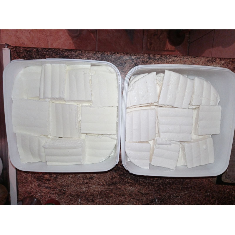 Domaći mladi sir 5 kg Domaći mladi sir 5 kg
