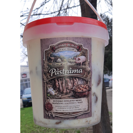 PASTRAMA domaće dimljeno proprženo meso zaliveno u mast  kofa od 2.5.kg
